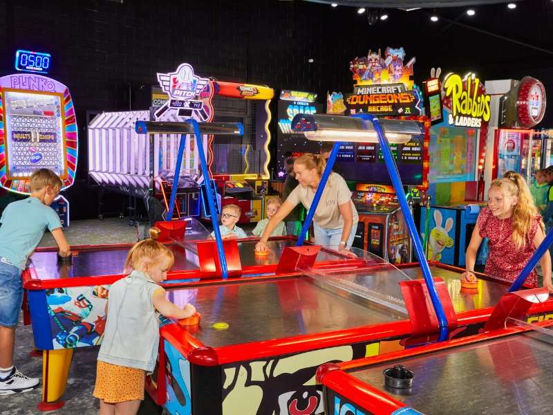 Air Hockey